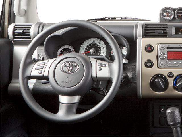 2010 Toyota FJ Cruiser 4WD 4dr Auto (Natl)