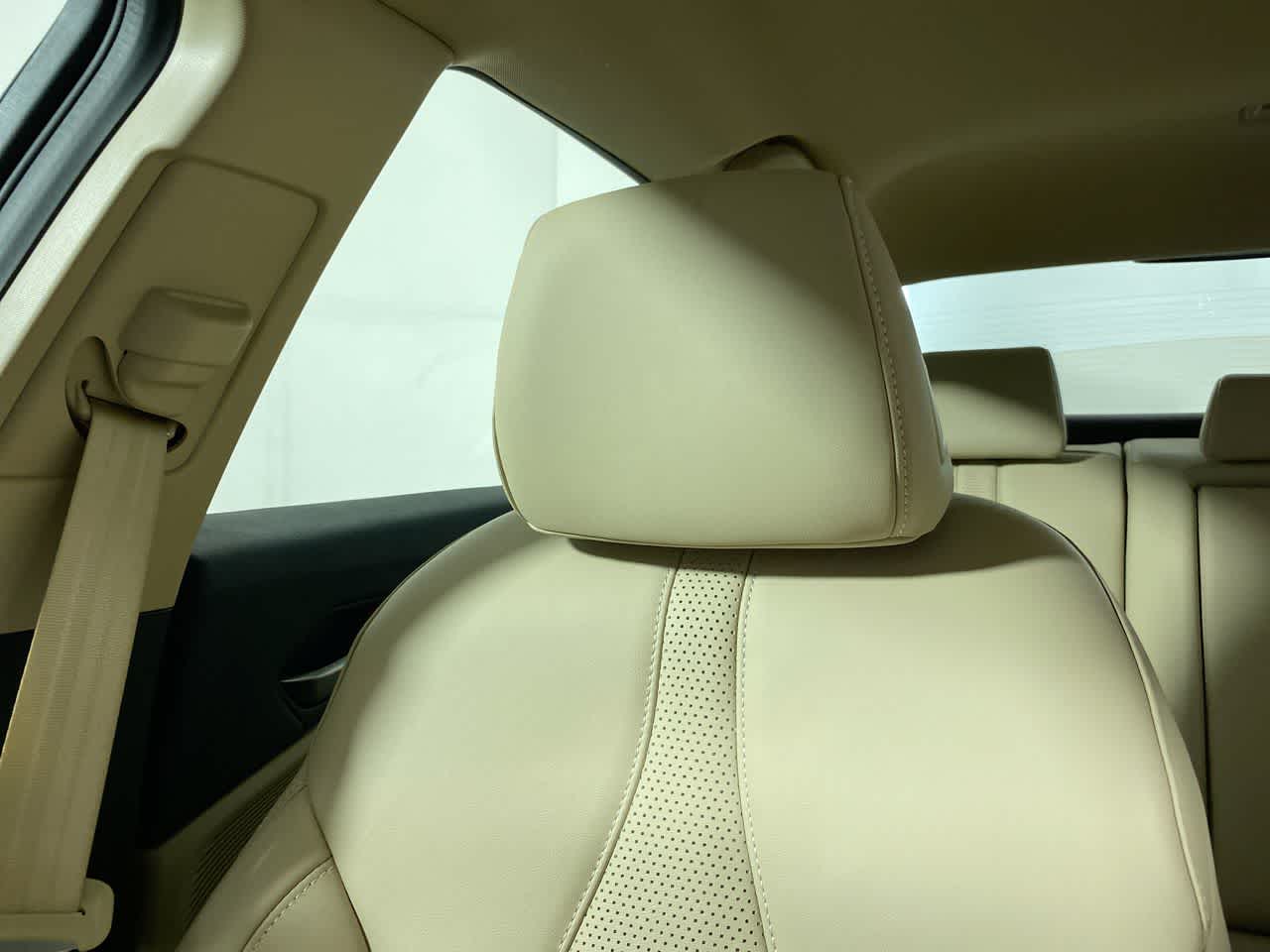 2025 Acura TLX w/Technology Package