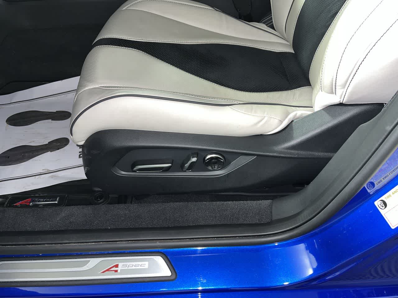 2025 Acura TLX w/A-Spec Package