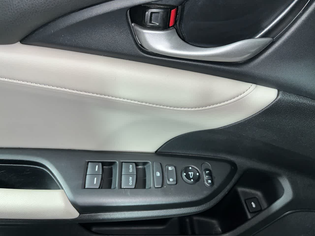 2022 Honda Insight Touring