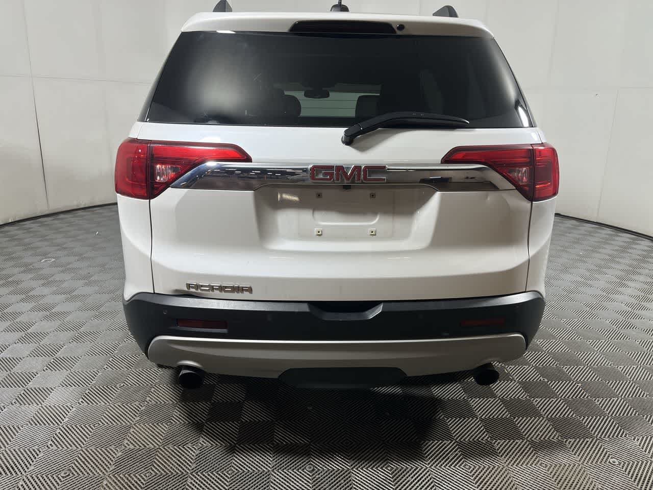 2017 GMC Acadia SLT