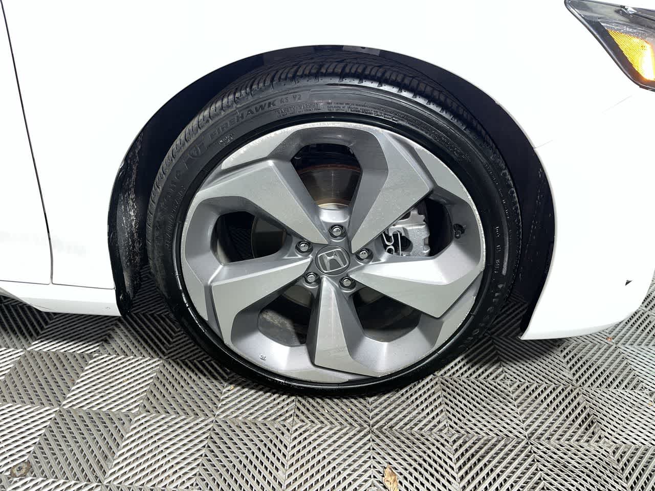2019 Honda Accord Sedan Touring 2.0T