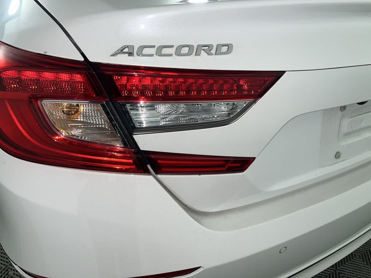 2019 Honda Accord Sedan Touring 2.0T