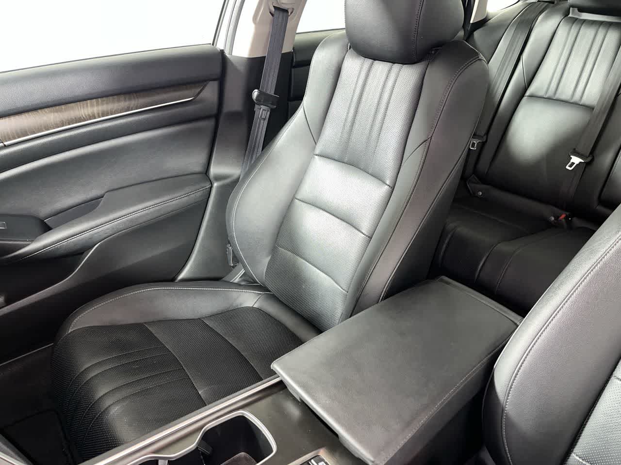 2019 Honda Accord Sedan Touring 2.0T