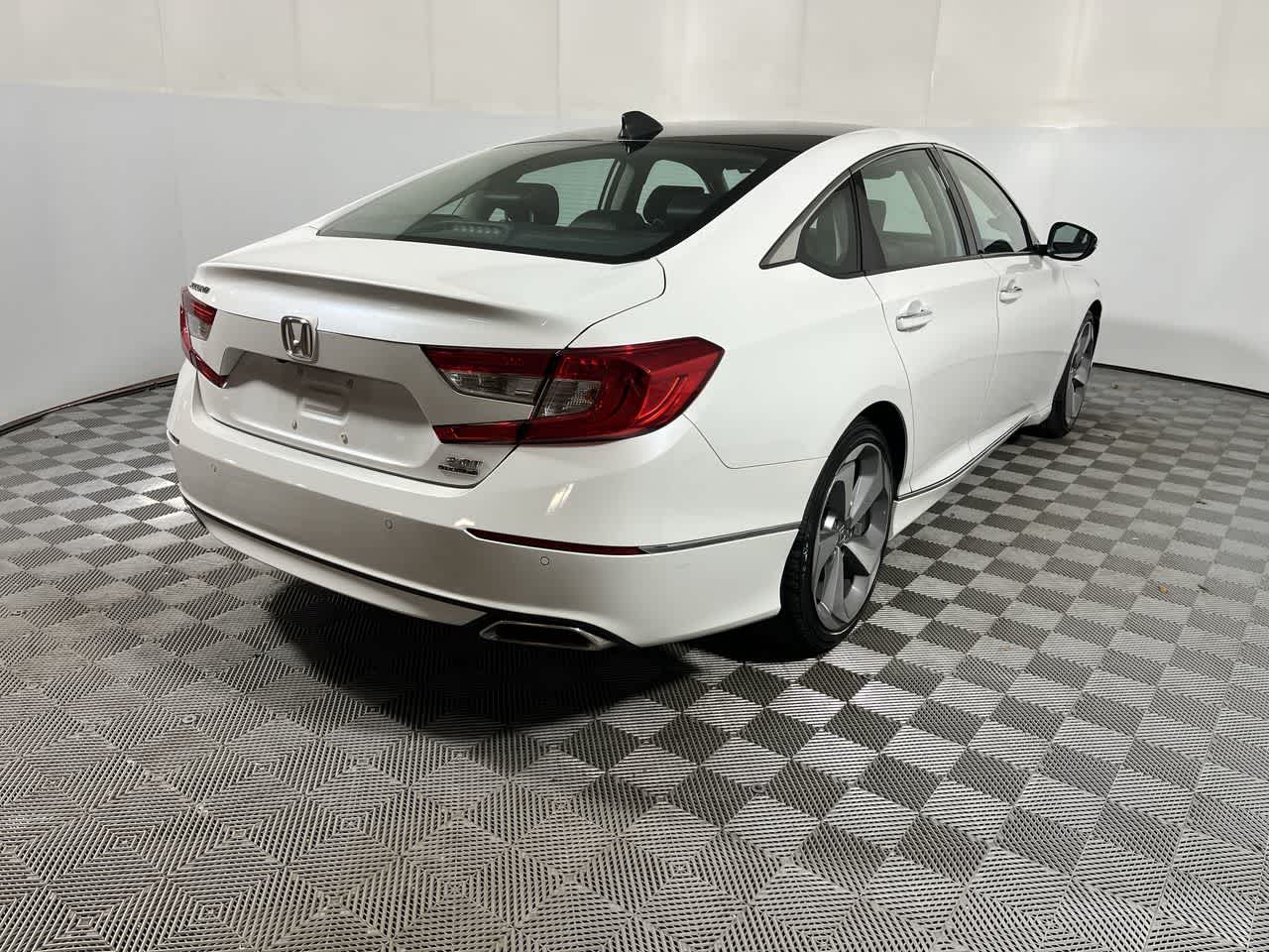 2019 Honda Accord Sedan Touring 2.0T