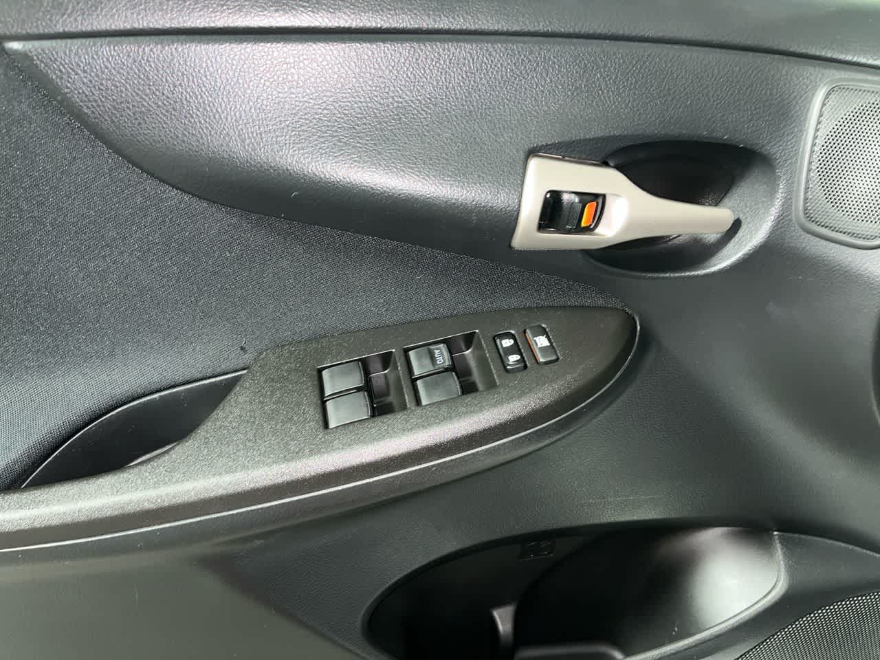 2009 Toyota Corolla S