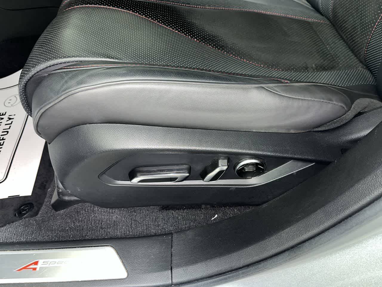 2023 Acura RDX w/A-Spec Advance Package