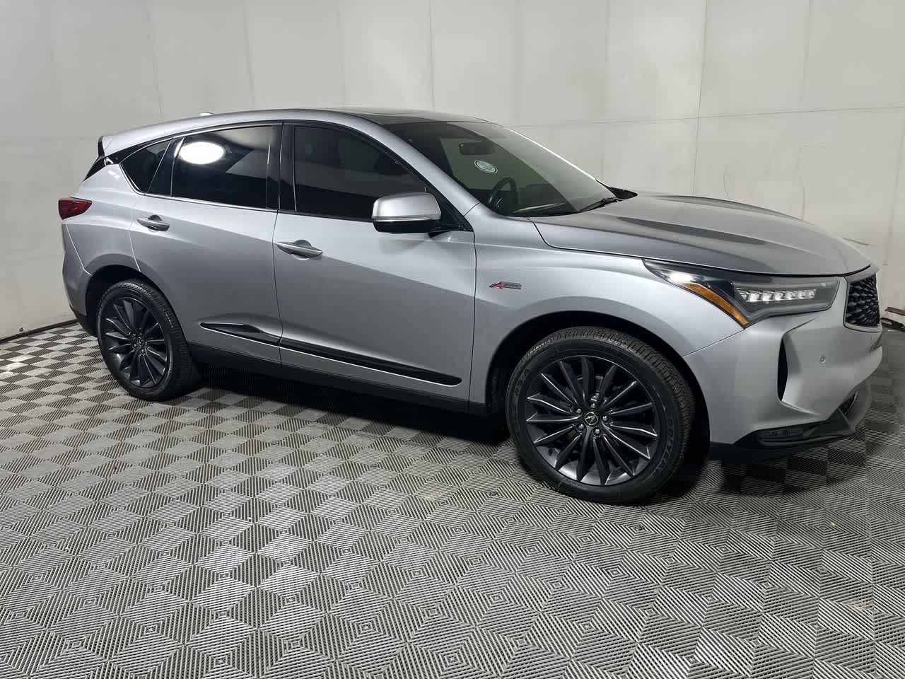 2023 Acura RDX w/A-Spec Advance Package