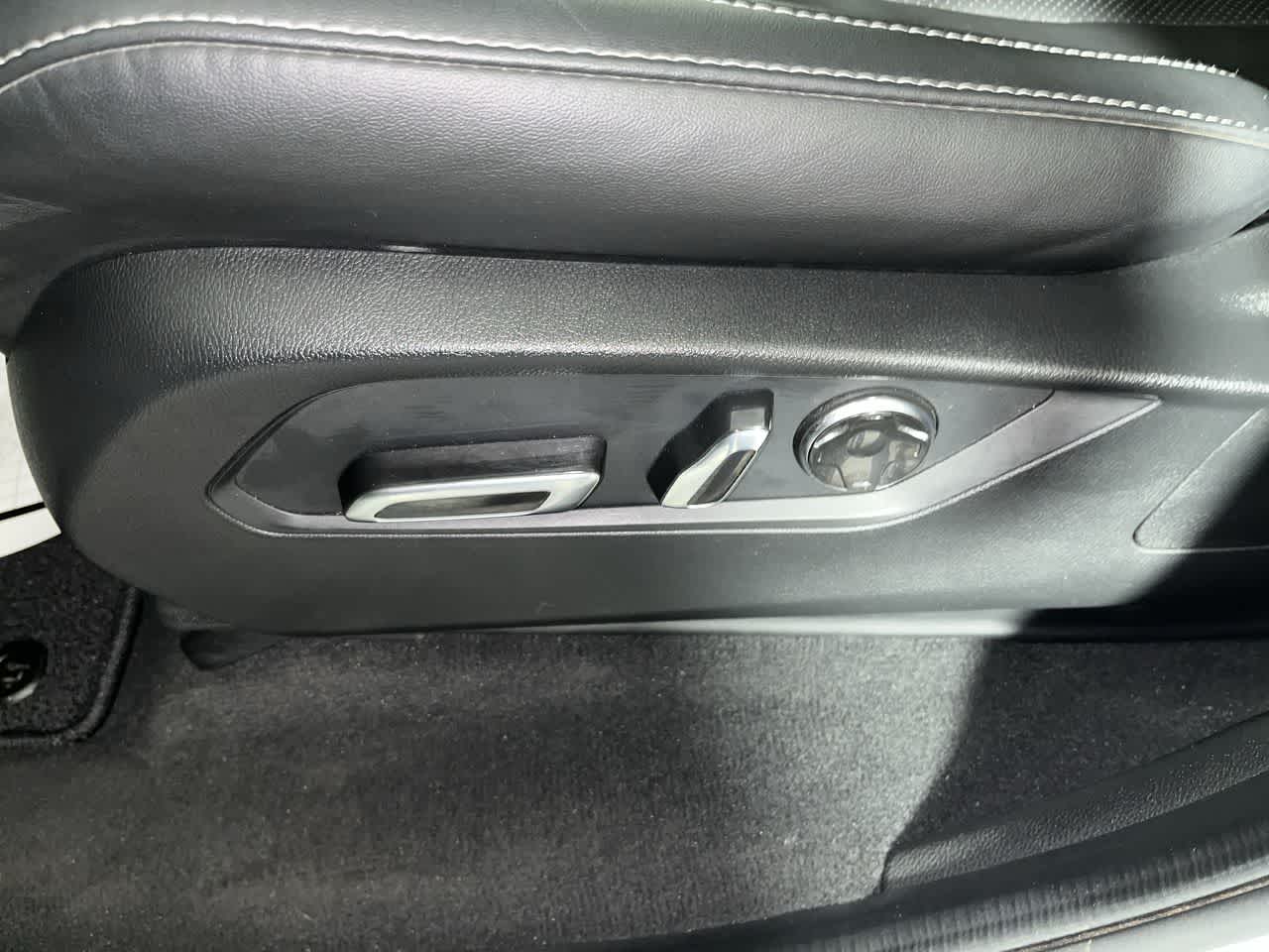 2022 Acura MDX w/Technology Package