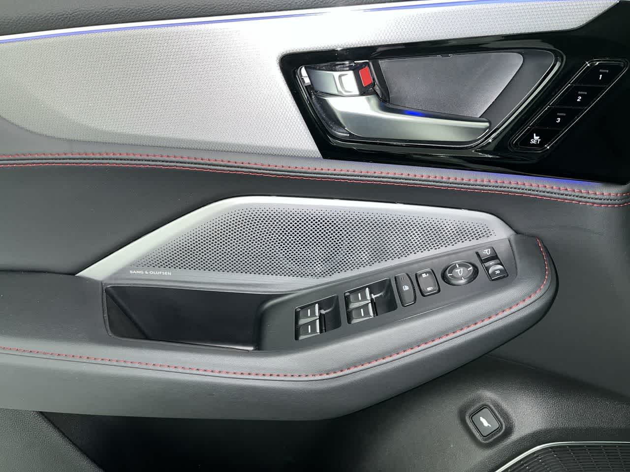 2026 Acura MDX w/A-Spec Advance Package