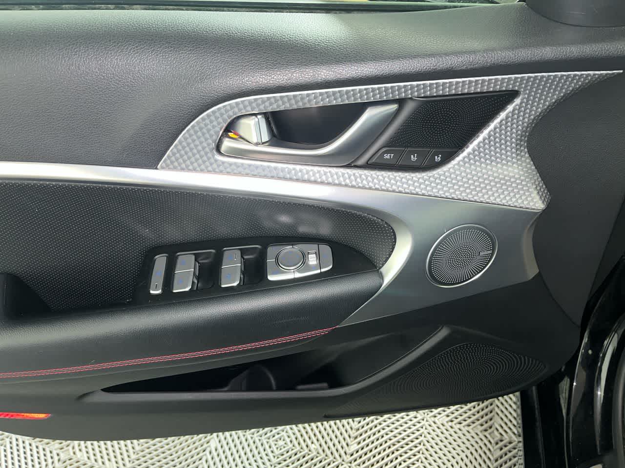 2022 Genesis G70 3.3T