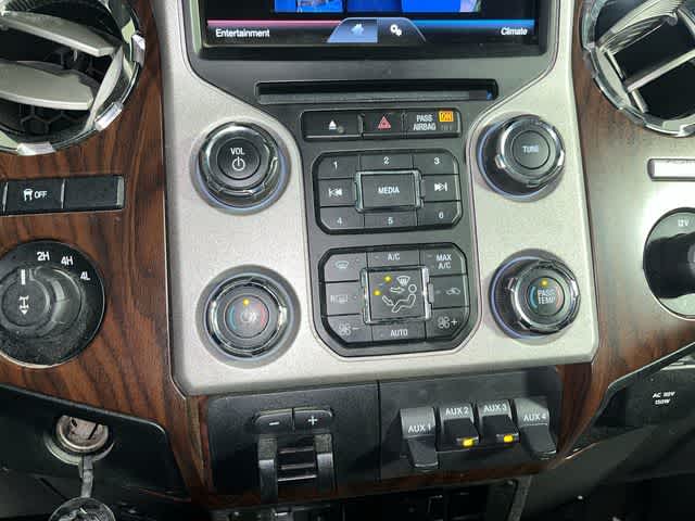 2015 Ford Super Duty F-250 SRW Lariat