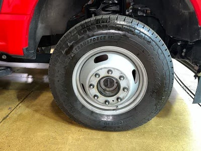 2025 Ford Super Duty F-350 DRW Pickup XLT