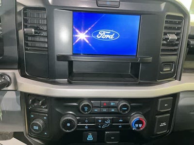 2025 Ford Super Duty F-350 DRW Pickup XLT