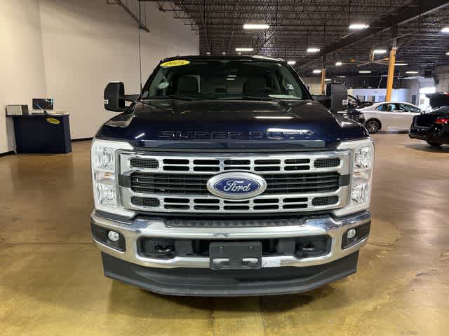 2025 Ford Super Duty F-350 DRW Pickup XLT