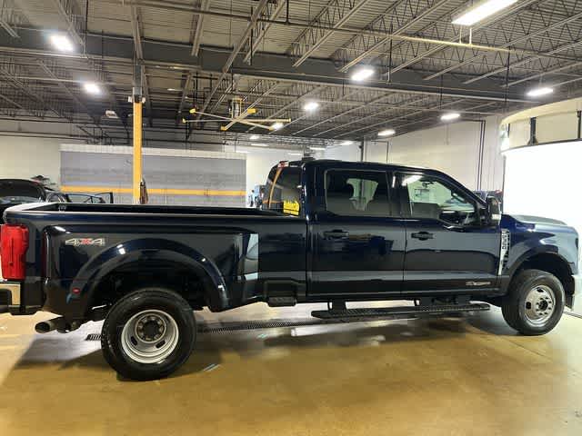2025 Ford Super Duty F-350 DRW Pickup XLT