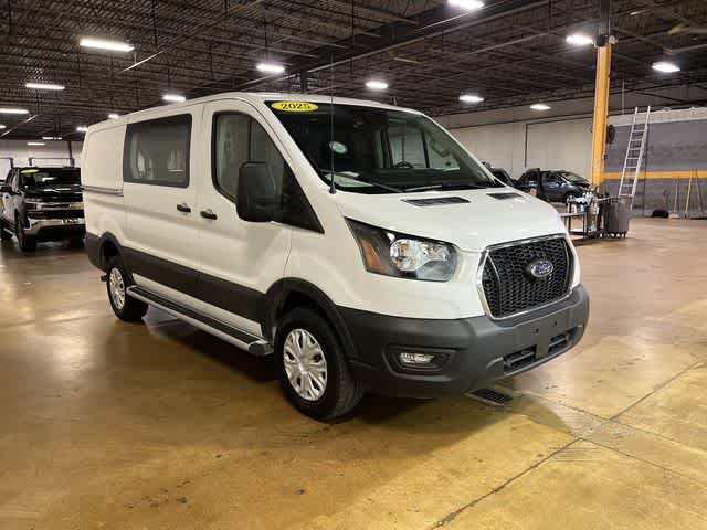 2025 Ford Transit Cargo Van T-250 130" Low Rf 9070 GVWR RWD