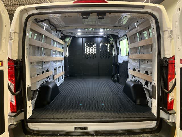 2025 Ford Transit Cargo Van T-250 130" Low Rf 9070 GVWR RWD