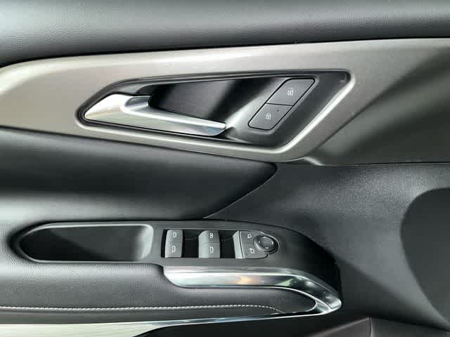 2024 Chevrolet Traverse FWD LT