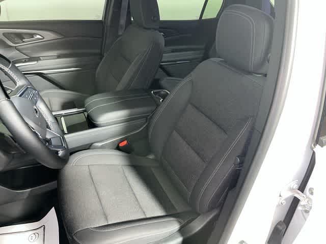 2024 Chevrolet Traverse FWD LT