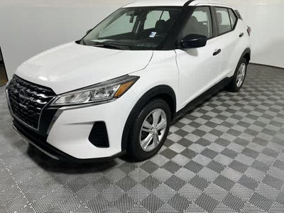 2022 Nissan Kicks S