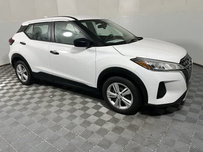 2022 Nissan Kicks S