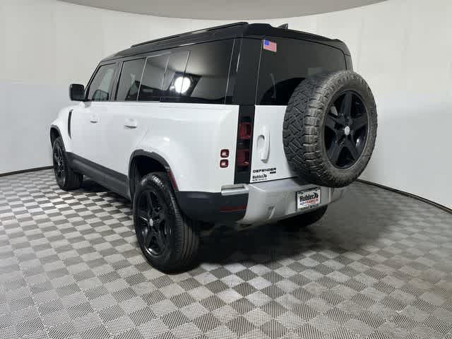 2023 Land Rover Defender SE