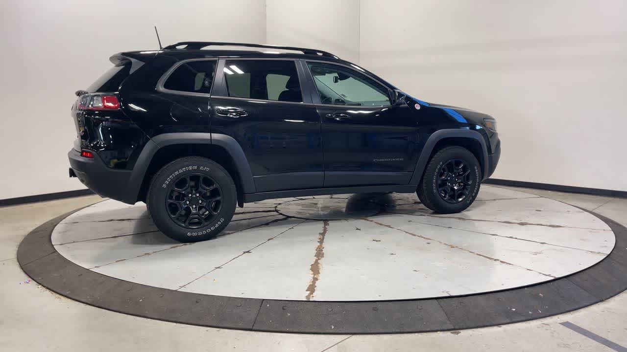 2022 Jeep Cherokee Trailhawk
