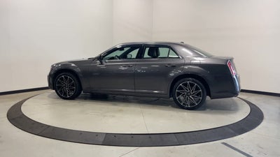 2014 Chrysler 300 4dr Sdn AWD
