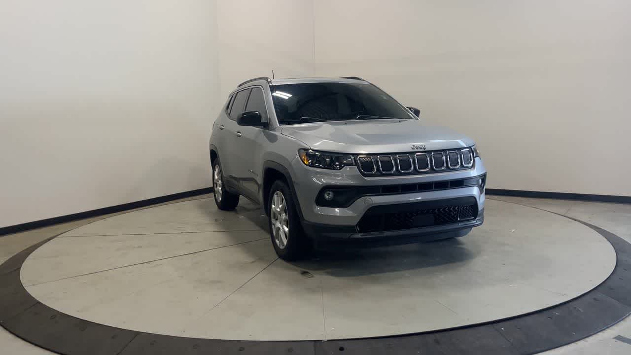 2022 Jeep Compass Latitude Lux