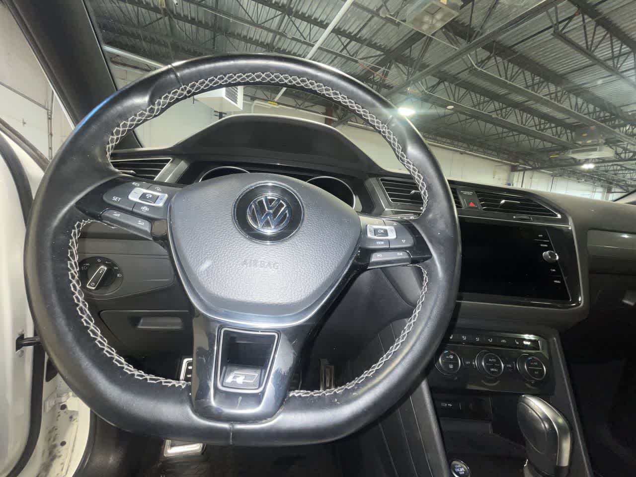 2021 Volkswagen Tiguan SE R-Line Black