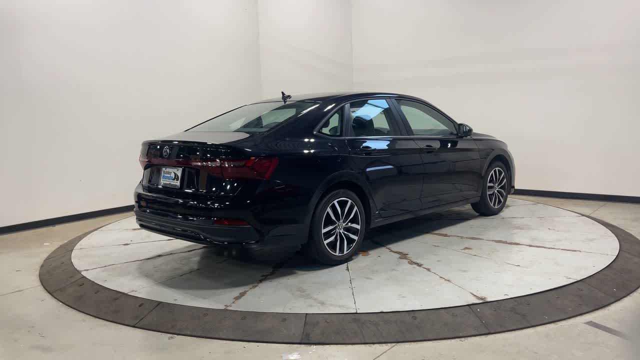 2025 Volkswagen Jetta SE