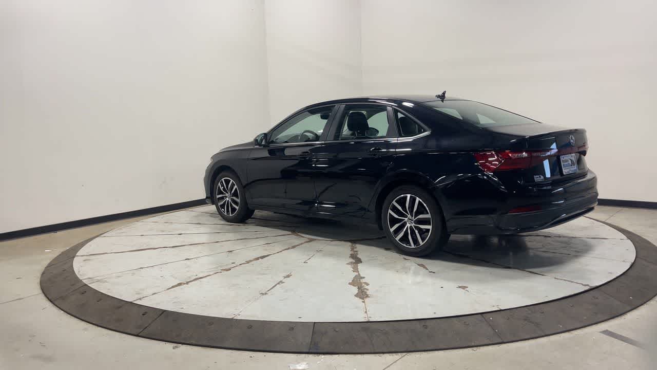 2025 Volkswagen Jetta SE