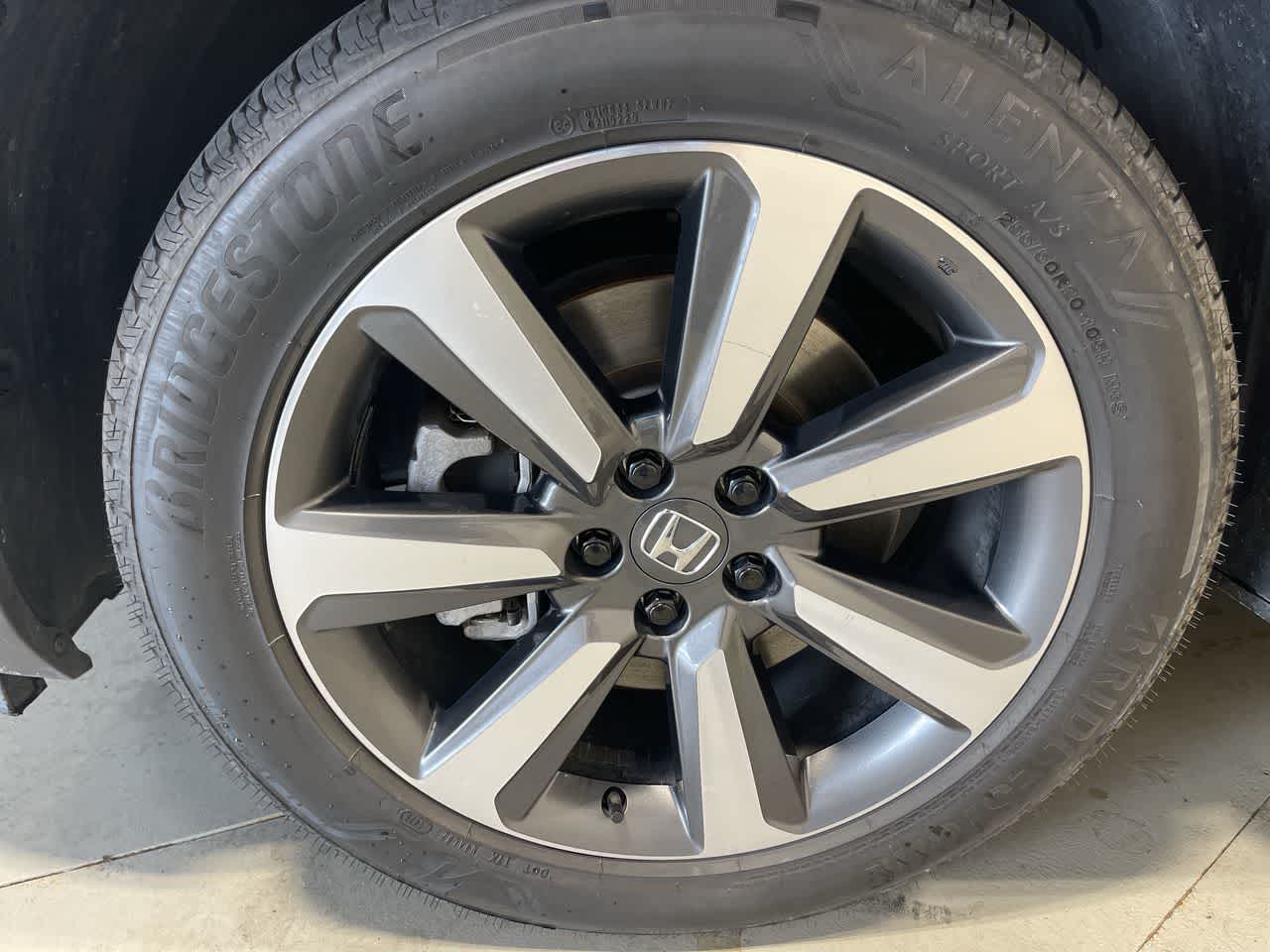 2024 Honda Pilot Touring