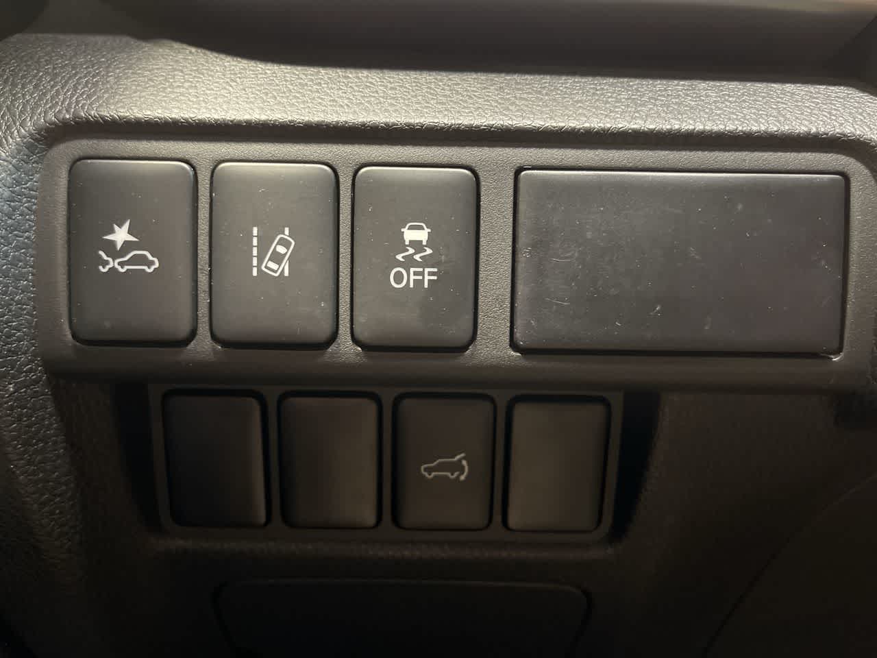 2025 Mitsubishi Eclipse Cross SE