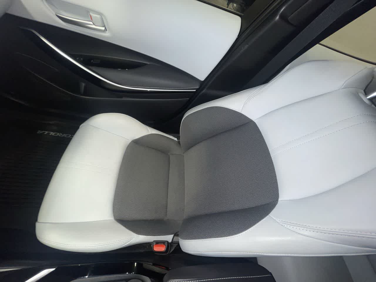 2022 Toyota Corolla Hatchback XSE