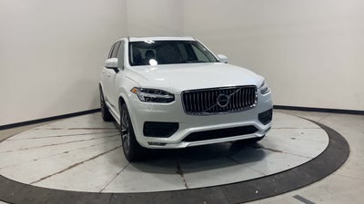 2022 Volvo XC90 Momentum