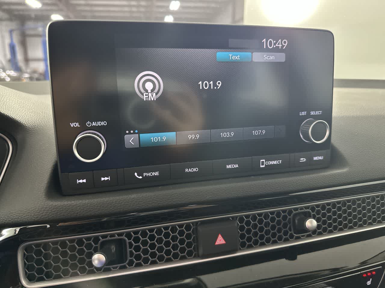 2024 Honda Civic Hatchback EX-L