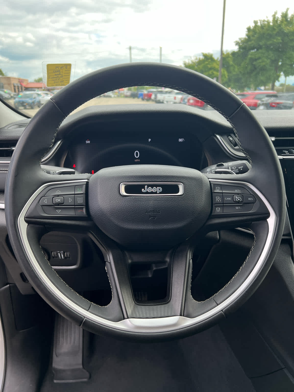 2023 Jeep Grand Cherokee L Laredo