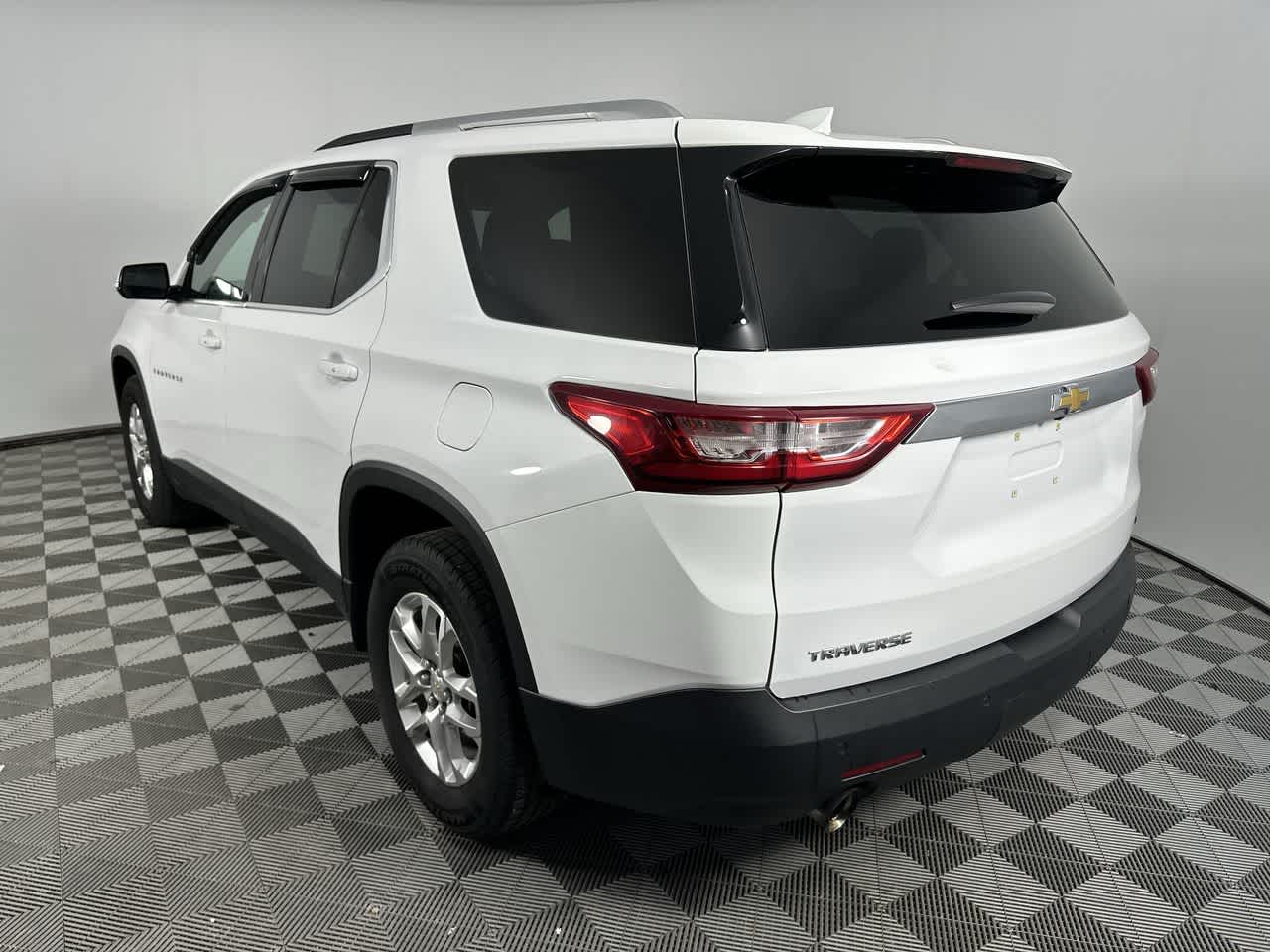 2018 Chevrolet Traverse LT Cloth