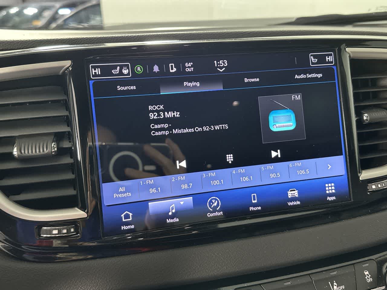 2024 Chrysler Pacifica Touring L