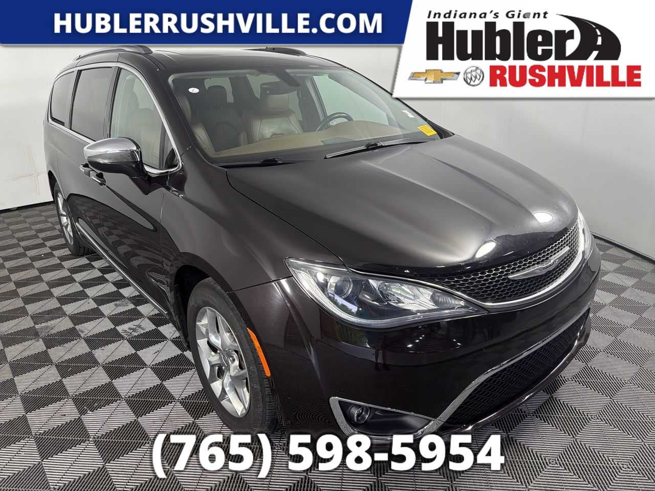 2018 Chrysler Pacifica Limited's photo