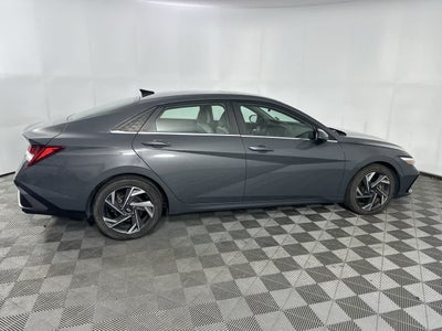 2024 Hyundai Elantra Limited