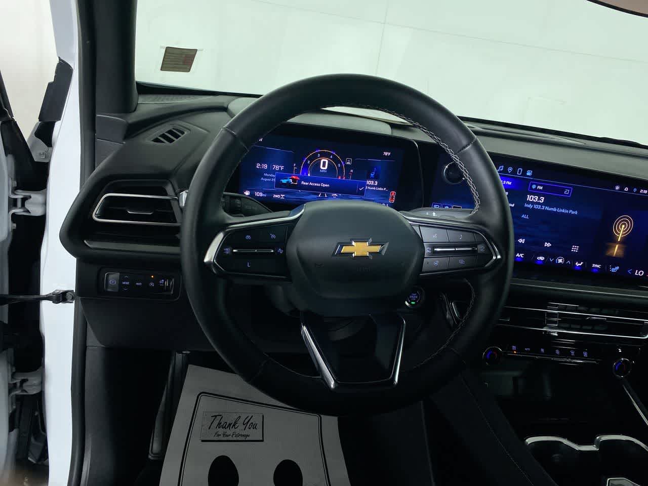 2024 Chevrolet Traverse LT