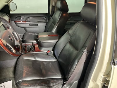 2010 Cadillac Escalade Base
