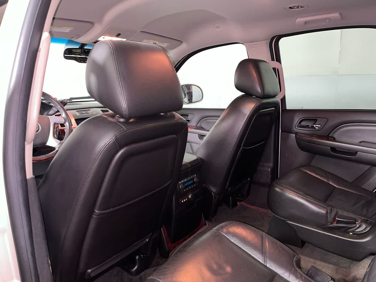 2010 Cadillac Escalade Base