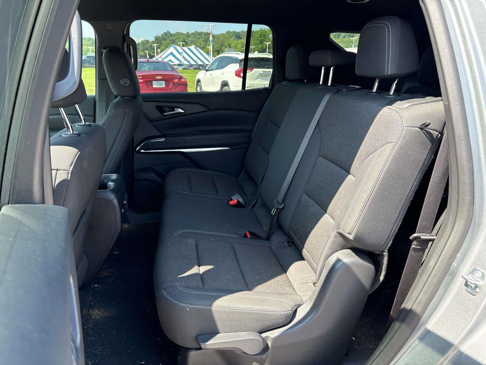 2024 Chevrolet Traverse LS