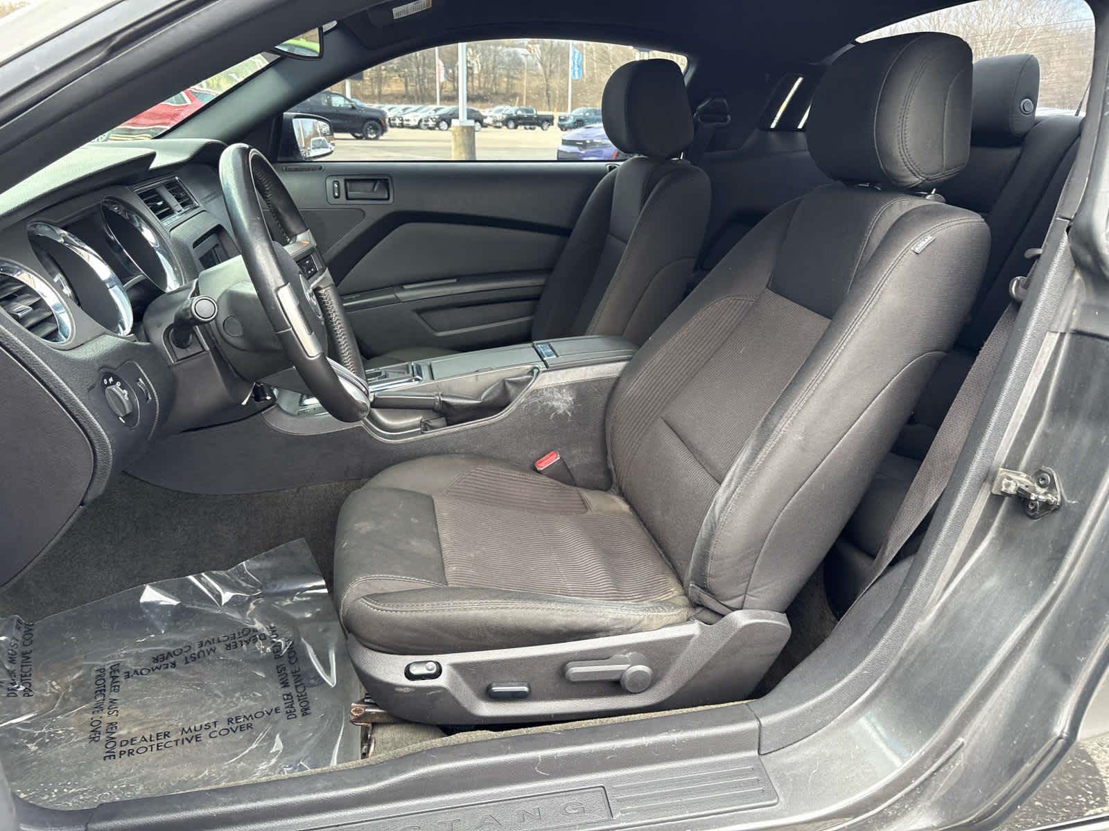 2014 Ford Mustang V6