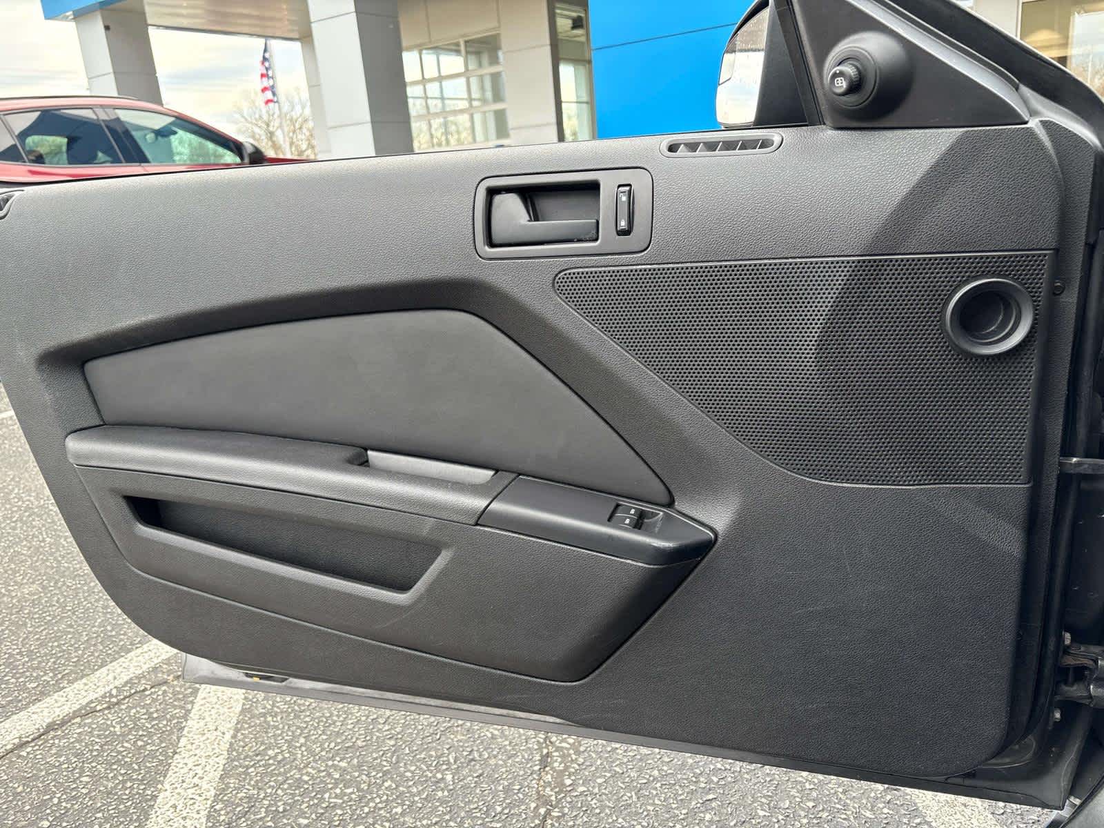 2014 Ford Mustang V6