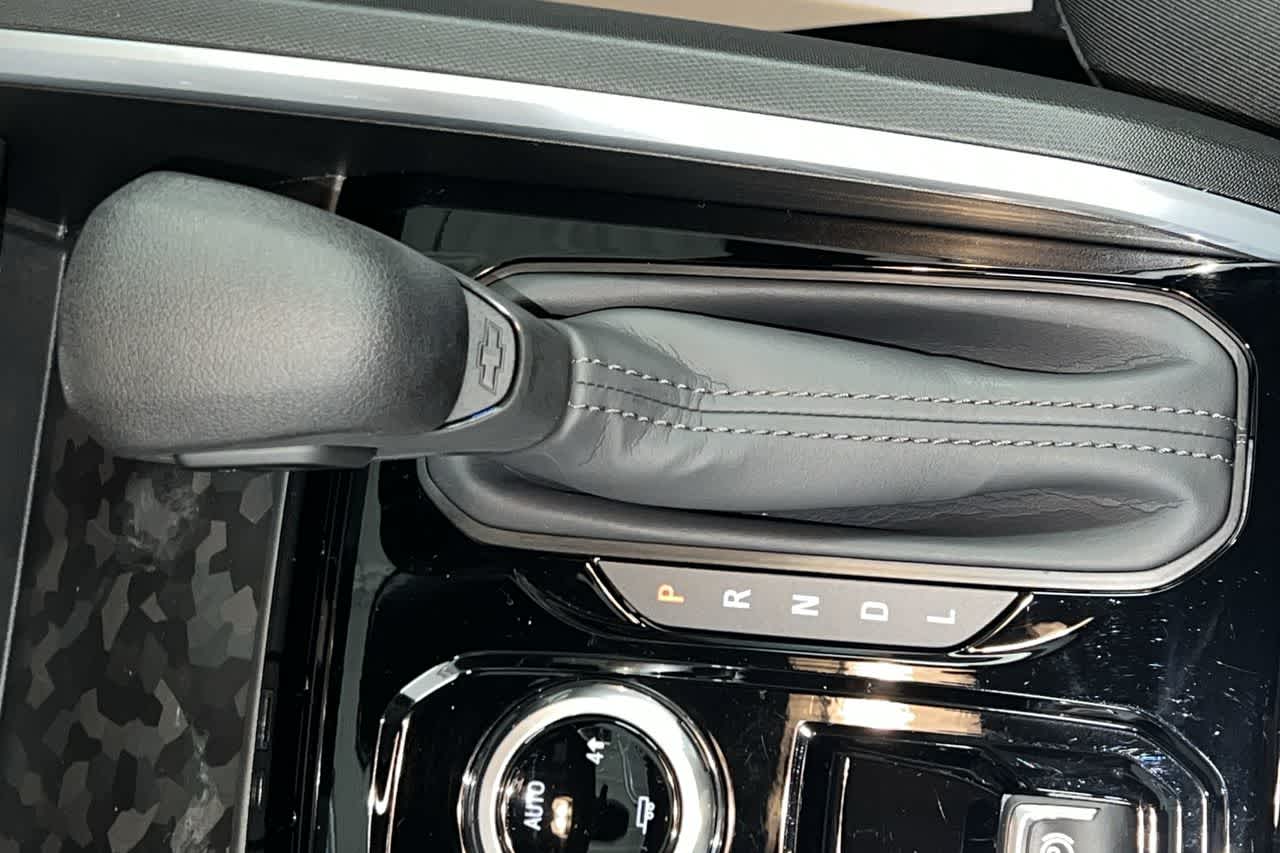 2023 Chevrolet Colorado WT